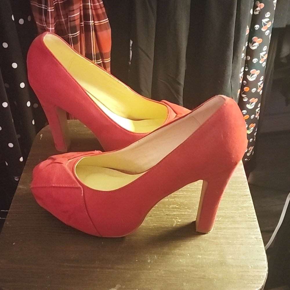 Torrid Red Bow Heels Size 10W